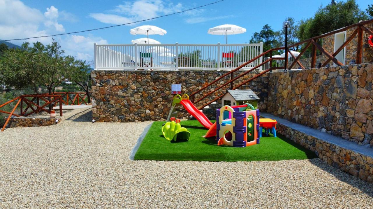 Agriturismo Monte Acuto - Natura, Mare & Relax In Piscina Тойрано Экстерьер фото